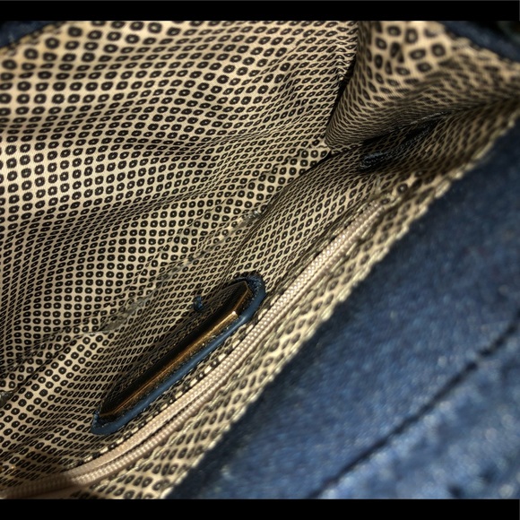 Purse - Picture 3 of 3